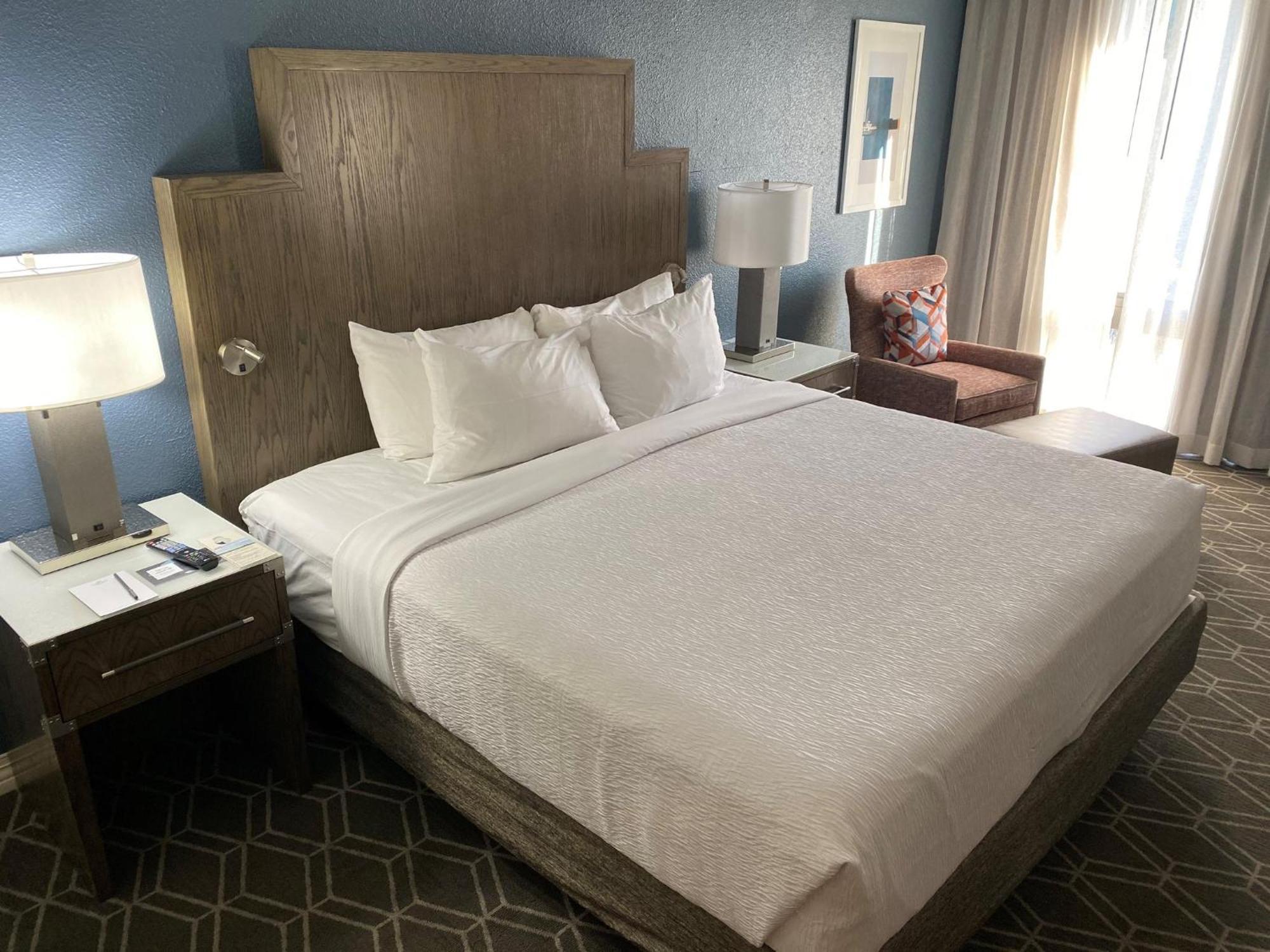 Crowne Plaza Jacksonville Airport By Ihg Exterior photo